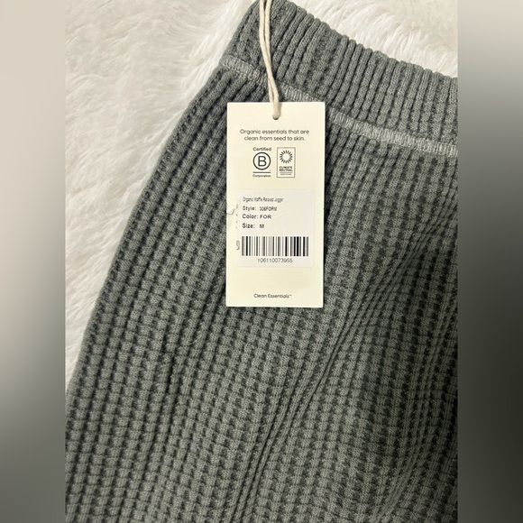 Mate The Label Organic Cotton Waffle Relaxed Jogger - Picture 14 of 17